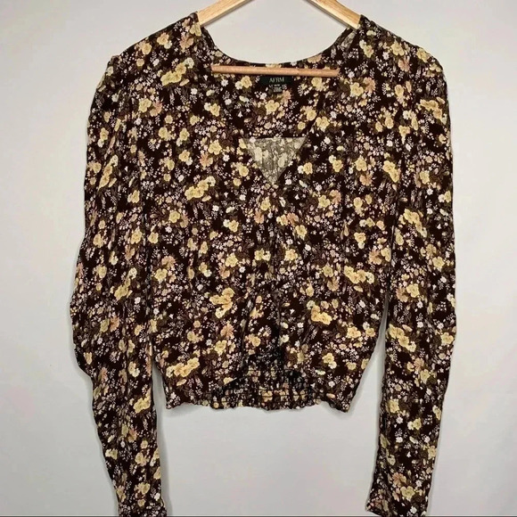 AFRM Mini Floral Cropped Long Puff Sleeve Wrap Blouse M - Picture 2 of 11